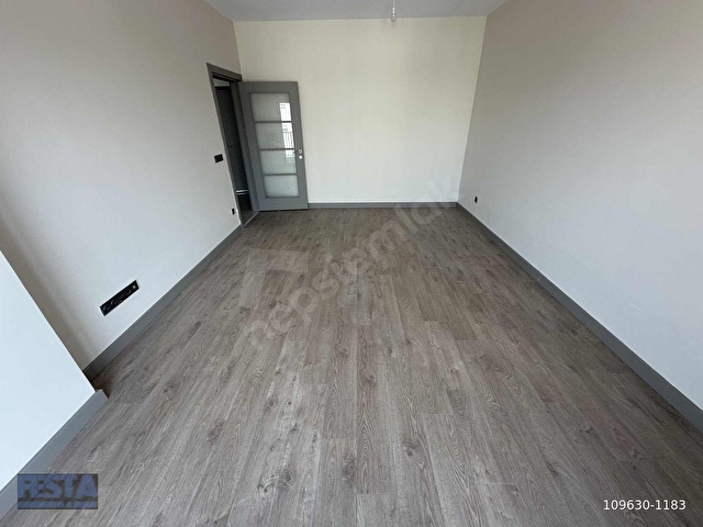 FestadanBalkonluAsansörlüOtoparklıKapalıMutfak2+1KiralıkDaire - Görsel 9