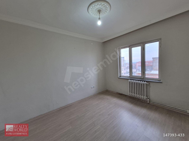 KEŞANIN MERKEZİNDE GENİŞ KULLANIŞLI 2+1 KİRALIK DAİRE - Görsel 27