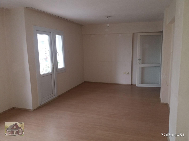 Izmir Cigli Egekent Birlik Sitesinde D Gazli 3 1 Kiralik Daire 77059 1451 Hurriyet Emlak