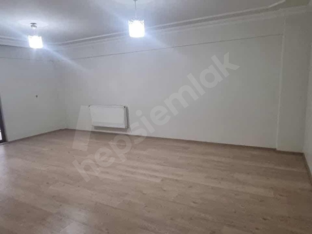 AYŞAHTAN ATALAR MAHALLESİNDE 3+1 180 M2 KİRALIK ARA KAT DAİRE - Görsel 12