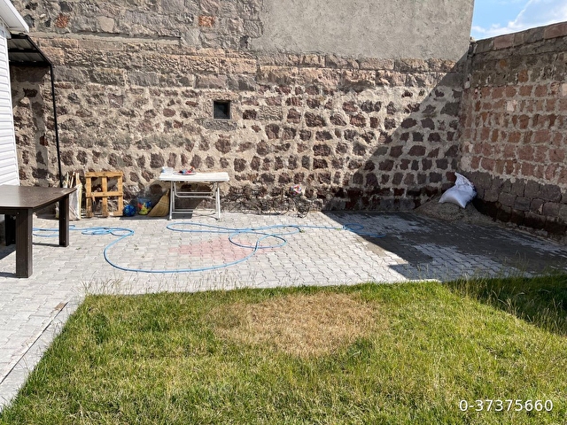 REŞADİYE ‘de Kaçırılmayacak Bağ Evi 037375660 hepsiemlak