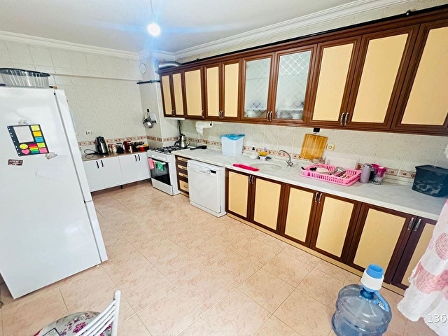 ÇOK ACİLDEN KANUNİ MH . ÖN CEPHE ASANSÖRLÜ 3+1 DAİRE!