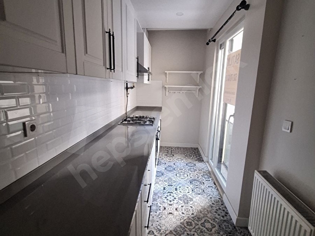 KARTALTEPE DE SİTE İÇERİSİNDE 5 YILLIK 2 ODA 1 SALON 2.KAT - Görsel 18