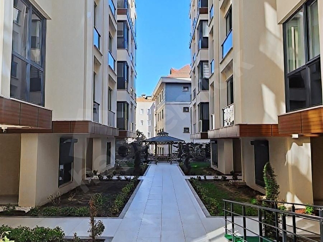 KARTALTEPE DE SİTE İÇERİSİNDE 5 YILLIK 2 ODA 1 SALON 2.KAT - Görsel 30