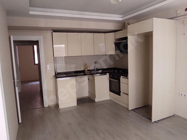 Antre Emlaktan Kiralık Bahçelievlerde Hastane Yanı 2+1,Yüksek Giriş Açık Mutfak Yeni Daire