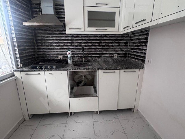 ARNAVUTKÖY ANADOLU MAH SATILIK 1+1 BAHCE KATI