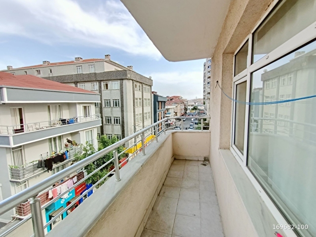 İstanbul Halkalı Zeynebiye Caddesi Üzerinde Satılık Bina - Görsel 5