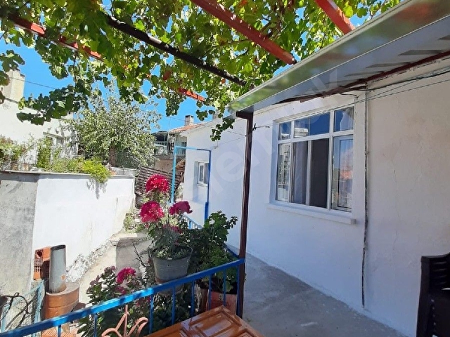 müstakil tapulu 2 katlı kargır ev - Görsel 15