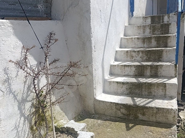 müstakil tapulu 2 katlı kargır ev - Görsel 18