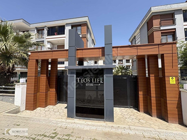 SEFERİHİSARDA CADDE ÜZERİ HAVUZLU SİTEDE 2+1 KİRALIK DAİRE