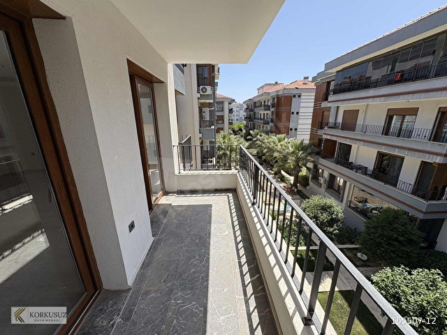 SEFERİHİSARDA CADDE ÜZERİ HAVUZLU SİTEDE 2+1 KİRALIK DAİRE - Görsel 19