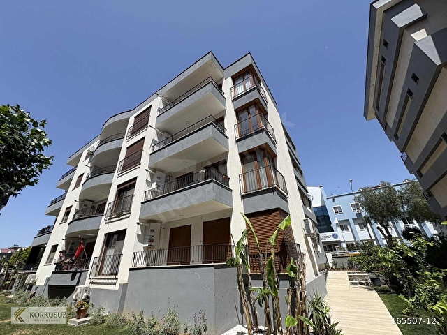 SEFERİHİSARDA CADDE ÜZERİ HAVUZLU SİTEDE 2+1 KİRALIK DAİRE - Görsel 6