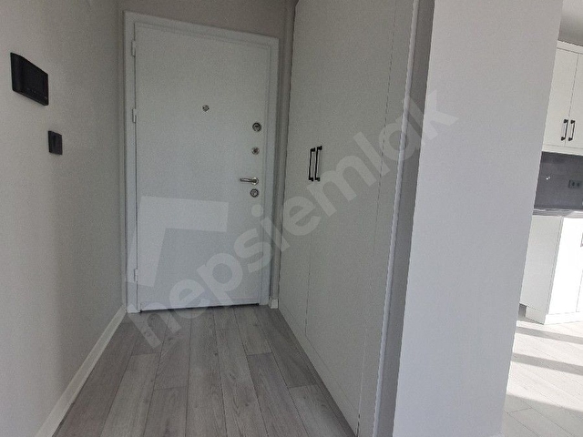 Kiralık lüks 1+1 daire - Görsel 23