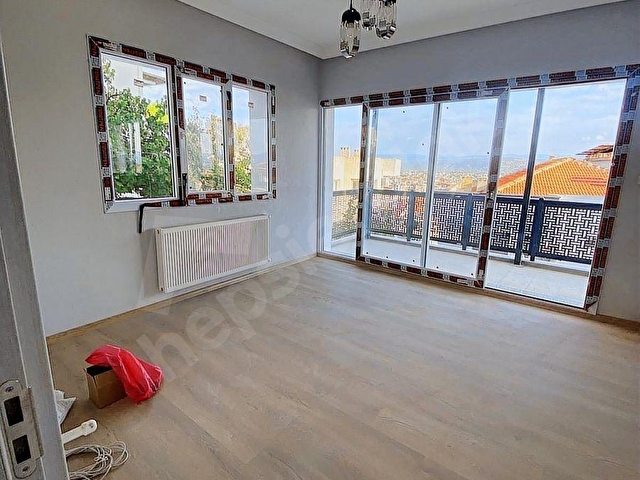 BERGAMA ZAFER MAHALLESİNDE KOMPLE TADİLATLI BİNA SATIŞTA - Görsel 17