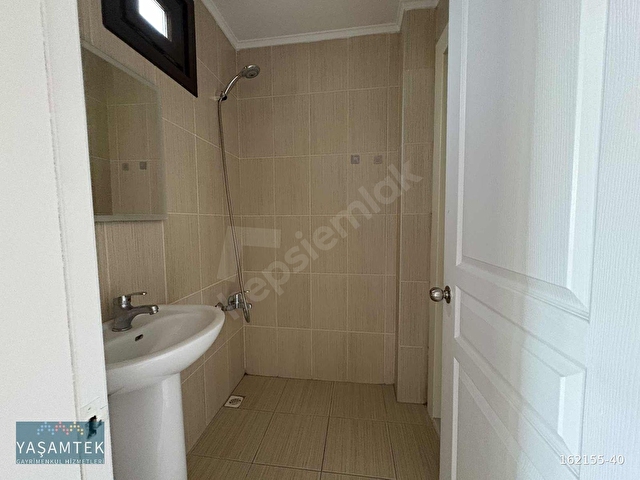 Ümraniye Şerifali de Açık Otoparklı 130 m2 3+1 Kiralık Daire - Görsel 24