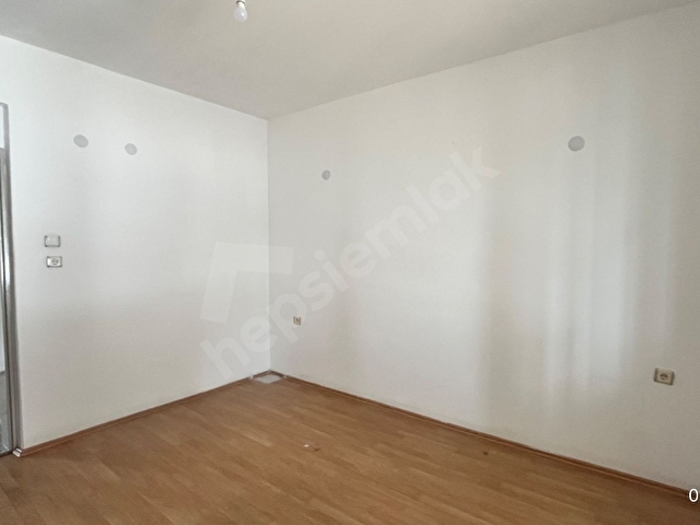 OPTİMUM AVM , ÇEVRE YOLU , YENİ FUAR VE HAVALİMANINA YAKIN KİRALIK DAİRE - Görsel 9
