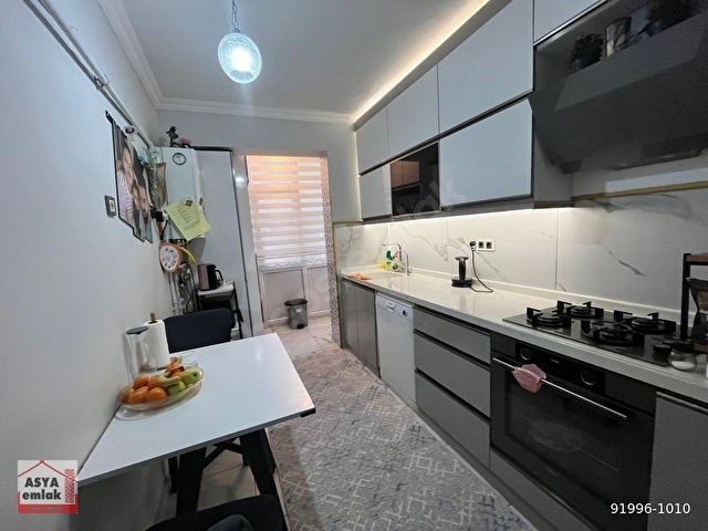 ATIŞ CADDESİNDE ORTA KATTA YAPILI 3+1 SATILIK DAİRE