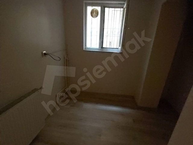 İÇERENKÖY MUHTARLIK CİVARI 2+1 KİRALIK DEPO VEYA DAİRE - Görsel 6