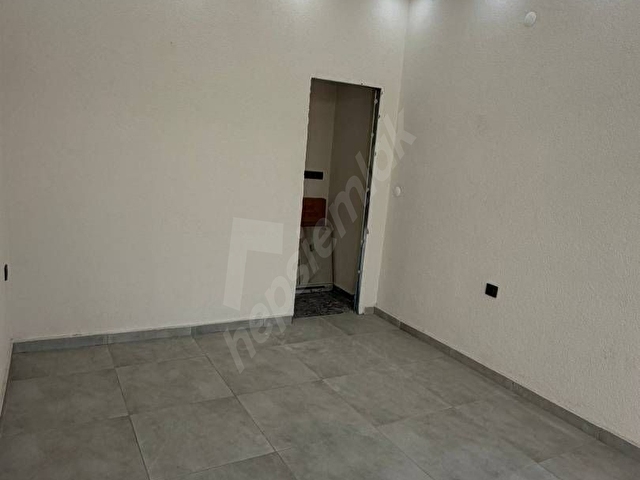 Değerli Lokasyon Kiralık Dükkan - Görsel 4