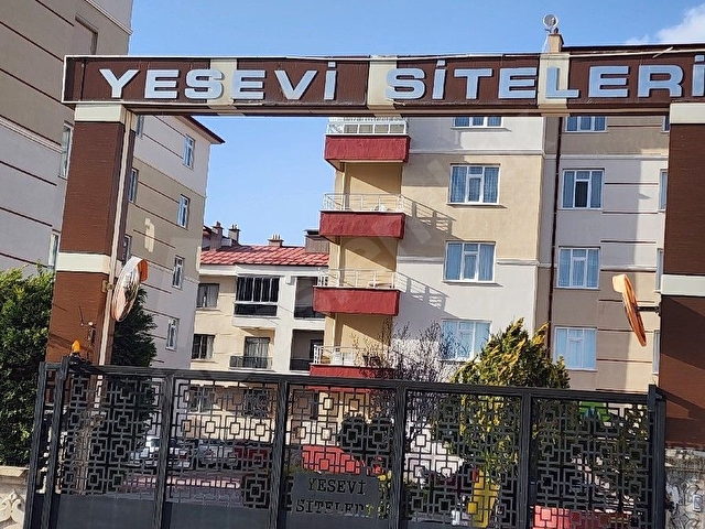 merkezi konunumda geniş ferah daire - Görsel 5