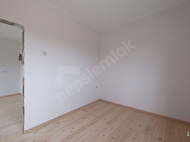 İZMİR FOÇA VİLLALAR BÖLGESİNDE FERAH SIFIR LÜKS SATILIK DAİRE - Görsel 17