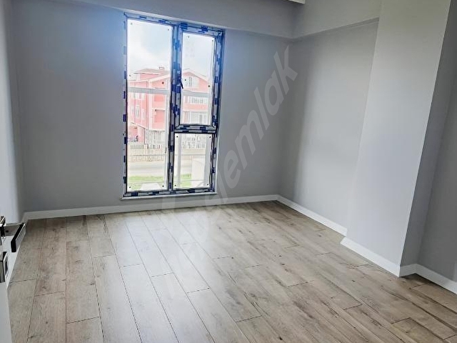 MUHTEŞEM LOKASYONDA AVUKATA UYGUN 1+1 AYRI MUTFAKLI 70 m2 DAİRE - Görsel 12