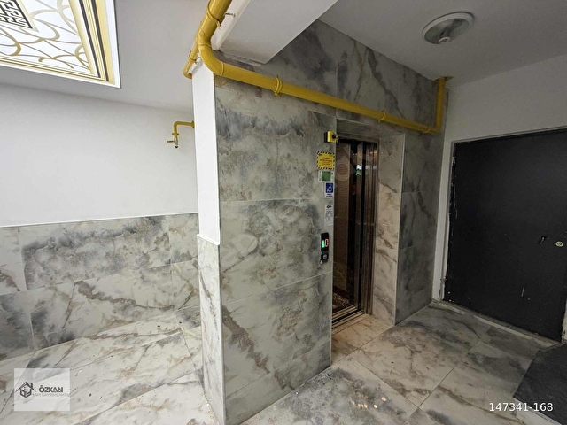 ATAKUMDA TRAMVAYA YAKIN 1+1 SANKİ BALKONUN DAİRESİ VAR - Görsel 5