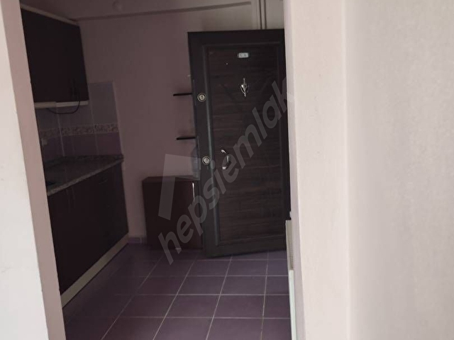 Erasta AVM yanı kiralık stüdyo daire eşyasız - Görsel 5