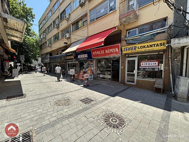 by MUTLU I Katlı Otopark & Milli Eğitim Yanı Batar Katlı İş Yeri