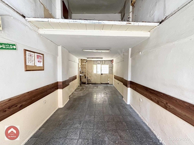 by MUTLU I Katlı Otopark & Milli Eğitim Yanı Batar Katlı İş Yeri - Görsel 2
