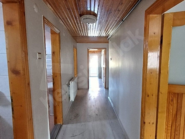 Asil gayrimenkulden Yenicumada Kiralık Çatı Daire - Görsel 9