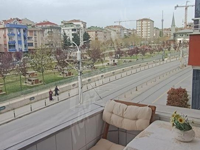 GÜNGÖREN GÜNEŞTEPEDE CADDE ÜZERİ 2 DAİRE 1 DÜKKAN - Görsel 12