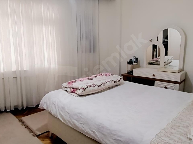 GÜNGÖREN GÜNEŞTEPEDE CADDE ÜZERİ 2 DAİRE 1 DÜKKAN - Görsel 11