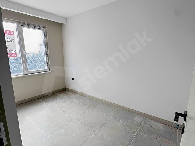 ŞOK FİYAT! KURTULUŞTA 2+0 SIFIR ÖN CEPHE GENİŞ DAİRE - Görsel 10