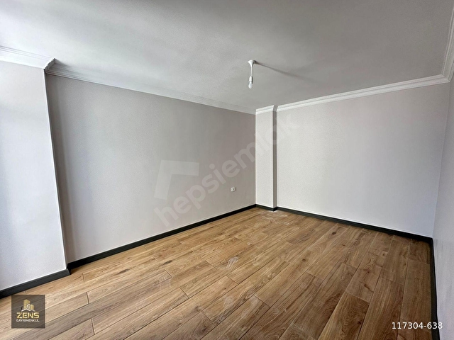 ZENSDEN ÇARŞI MERKEZİNDE KOMPLE RENOVE 2+2 TERASLI DAİRE - Görsel 10