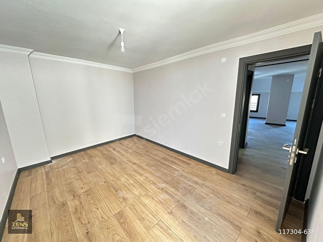 ZENSDEN ÇARŞI MERKEZİNDE KOMPLE RENOVE 2+2 TERASLI DAİRE - Görsel 11