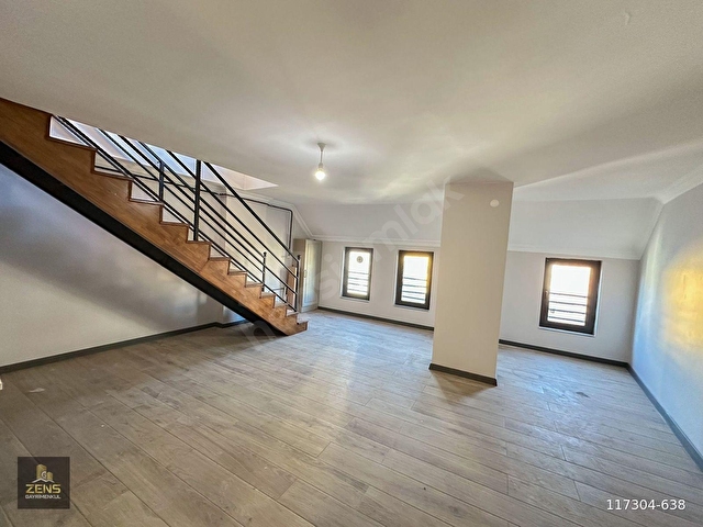 ZENSDEN ÇARŞI MERKEZİNDE KOMPLE RENOVE 2+2 TERASLI DAİRE - Görsel 6