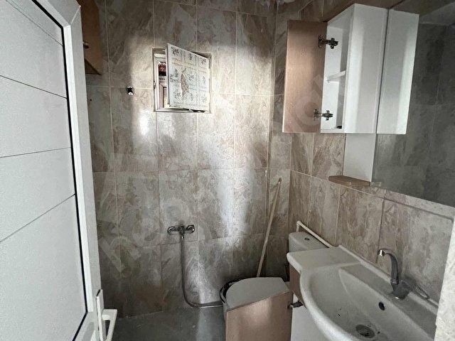 1 EMLAKda 15 TEMMUZ MAH. ANA CADDE ÜZERİ KİRALIK 3+1 DAİRE - Görsel 19