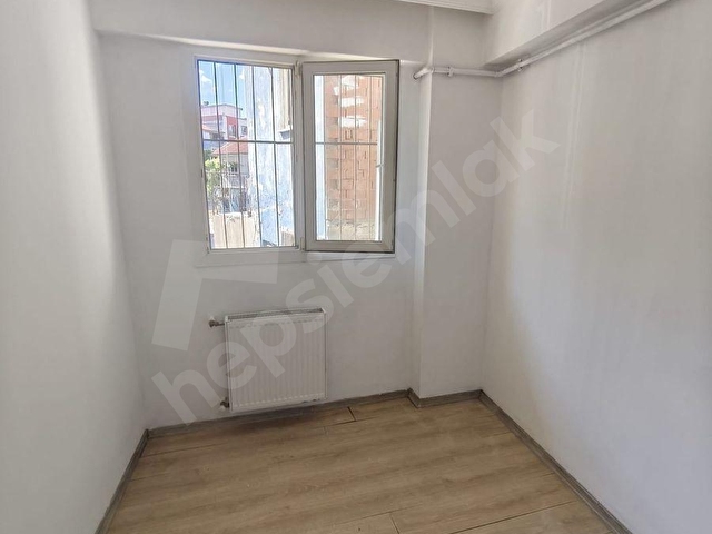 RE/MAX PİNden Aydın Efeler Orta Mh Kiralık 2+0 Eşyasız Eşyalı - Görsel 8