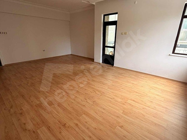 MEBUSEVLERİNDE ANITKABİRİN KÖŞESİNDE SATILIK 3+1 DAİRE - Görsel 9