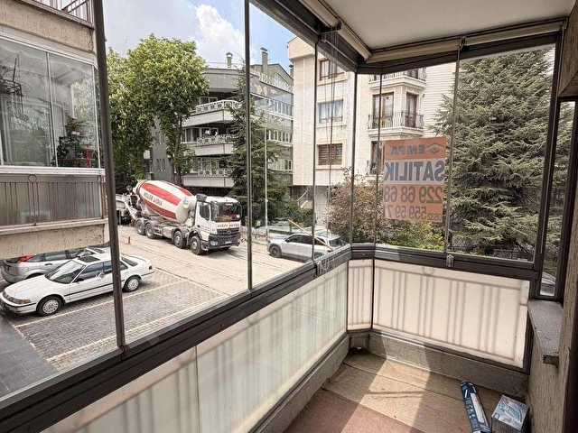 MEBUSEVLERİNDE ANITKABİRİN KÖŞESİNDE SATILIK 3+1 DAİRE - Görsel 11