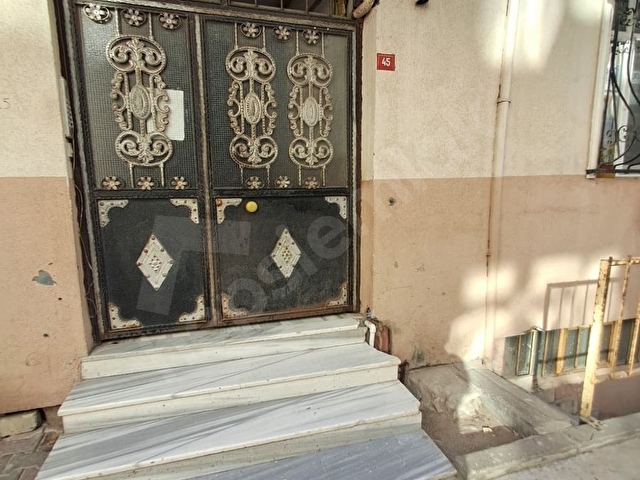 Çamçeşme Mahallesi Pazar Sokağında Satılık Çatı Katı Daire - Görsel 5