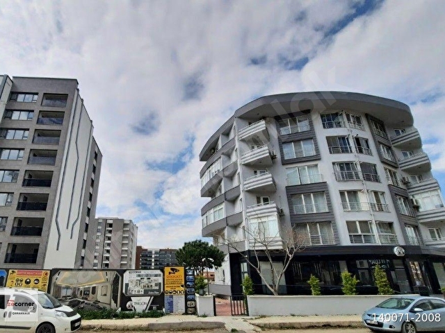 ÇANAKKALE ESENLER MERKEZİ KONUMDA KAPALI MUTFAK GENİŞ 2+1 SATILIK DAİRE