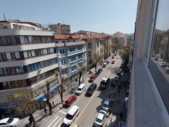 ANKARA ULUS ANAFATRALAR CADDE ÜZERİ SATILIK TAM KAT 200 METRE - Görsel 17