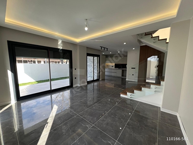 Muğla Ortaköyde Satılık Geniş Ferah ve Lüks 3+1 Müstakil Villa - Görsel 22