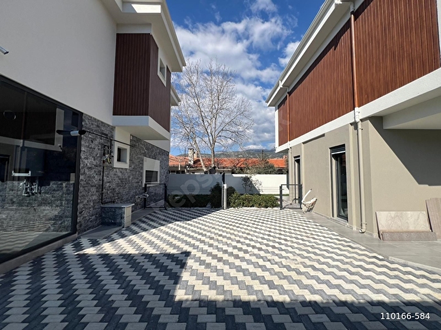 Muğla Ortaköyde Satılık Geniş Ferah ve Lüks 3+1 Müstakil Villa - Görsel 12