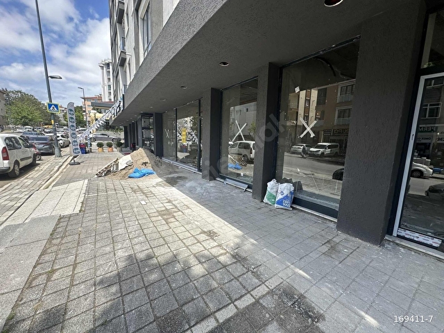 CAN EMLAKTAN YAYA YOĞUNLUĞU OLAN CADDEDE SIFIR DÜKKAN... - Görsel 7