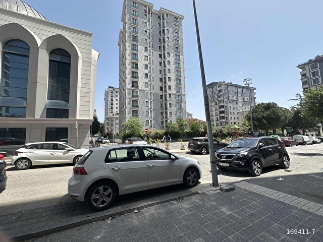 CAN EMLAKTAN YAYA YOĞUNLUĞU OLAN CADDEDE SIFIR DÜKKAN... - Görsel 3