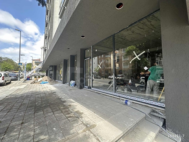 CAN EMLAKTAN YAYA YOĞUNLUĞU OLAN CADDEDE SIFIR DÜKKAN... - Görsel 8