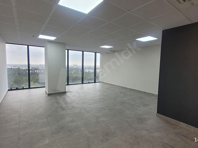 DALGAKULE İŞ MERKEZİNDE KLİMALI VE MANZARALI KİRALIK 65 M² OFİS